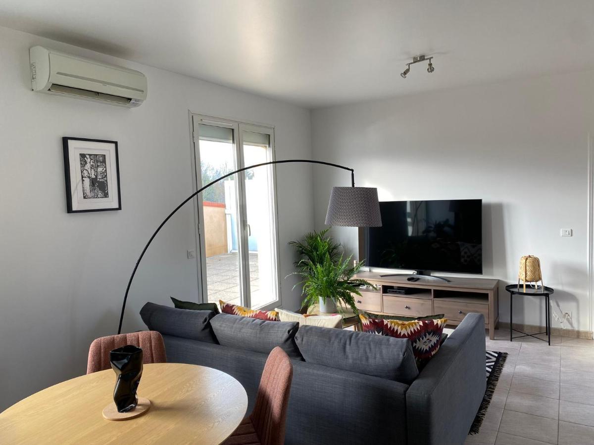 Appartement 2 Pieces De 44M² En Centre Ville Magny-les-Hameaux Εξωτερικό φωτογραφία